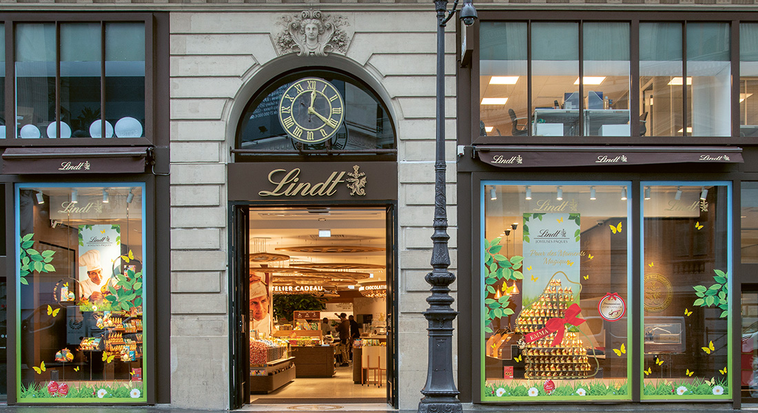 Lindt flagship store in Paris after renovation. (Photo)